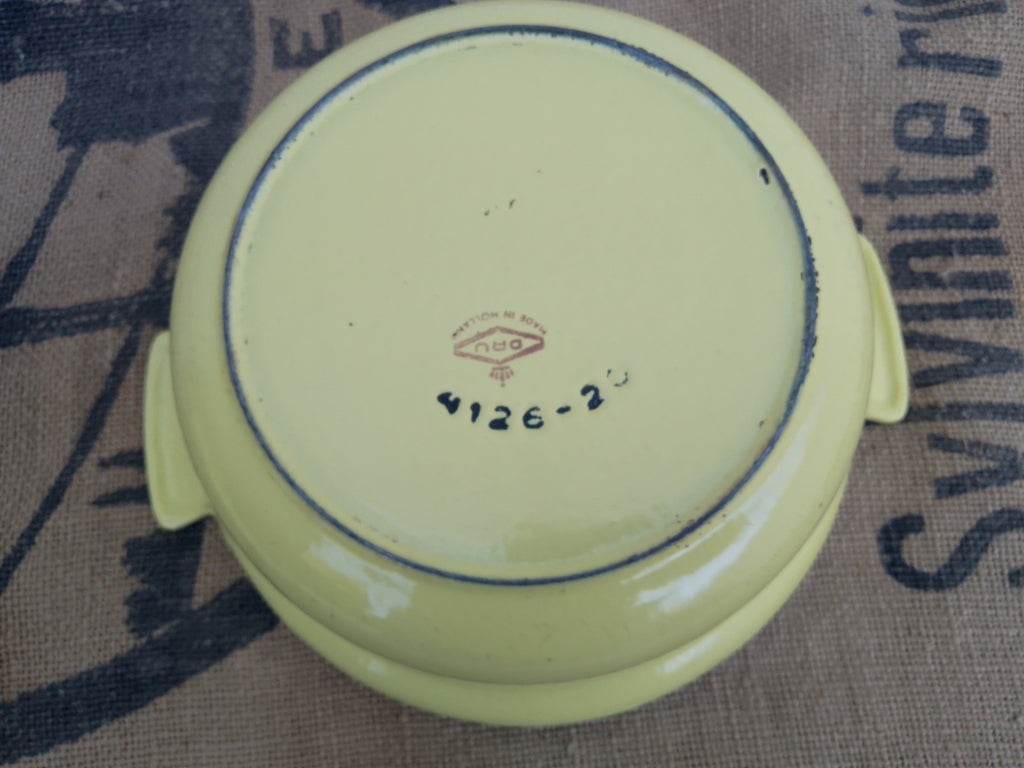 DRU Holland Dutch Round Oven Yellow Cast Iron Enamel Casserole Dish with Lid