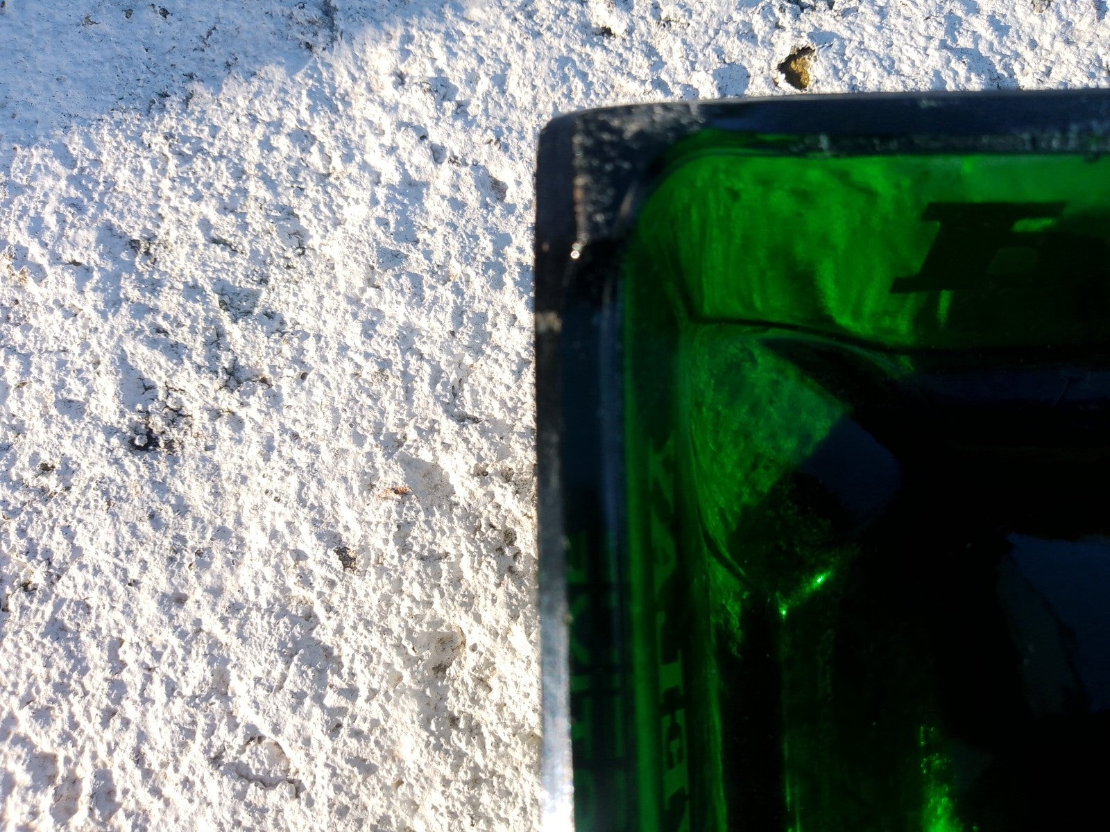Vintage French Ashtray Verveine du Velay PAGES Liqueur Green Glass Pub Man Cave